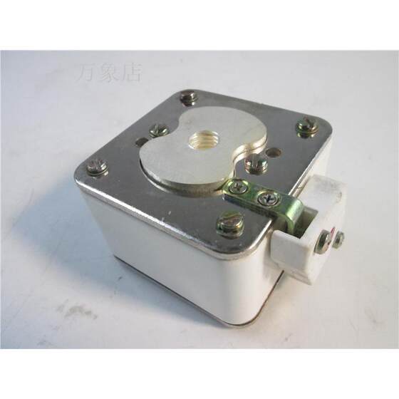 협상 가능한 Feiling RST10 빠른 퓨즈 800A 660V 라이브 촬영 협상 가능한 Feiling RST10 빠른 퓨즈 800A 660V 라이브 촬영