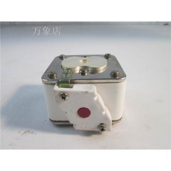 협상 가능한 Feiling RST10 빠른 퓨즈 800A 660V 라이브 촬영 협상 가능한 Feiling RST10 빠른 퓨즈 800A 660V 라이브 촬영