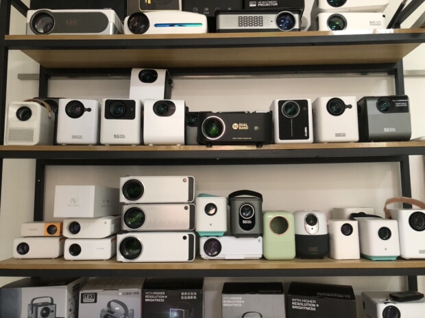 西米可x3学生便携户外智能投影仪家用高清客厅家庭影院投影仪