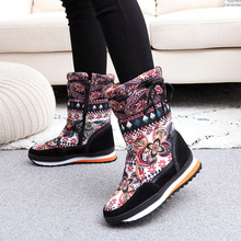 冬季新款舒适羊毛保暖雪地靴女防水防滑中筒靴平底加绒加厚雪地棉