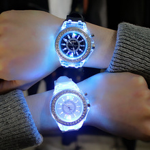 夜光发光手表大表盘塑胶果冻男士手表外贸韩版镶钻水钻手表批发