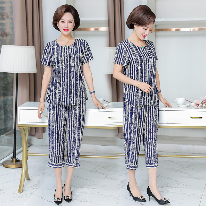 Mom's Summer Wear 2023 New Comfort Short-Sleeved Shirt Two-Piece Pants Middle-Aged and Elderly Women's Fashion Suit T-shirt T