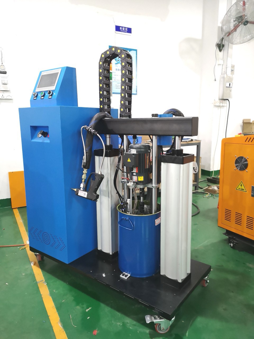 全自动纸箱封口热熔胶机pur热熔胶机pur木工封边涂胶机上胶机