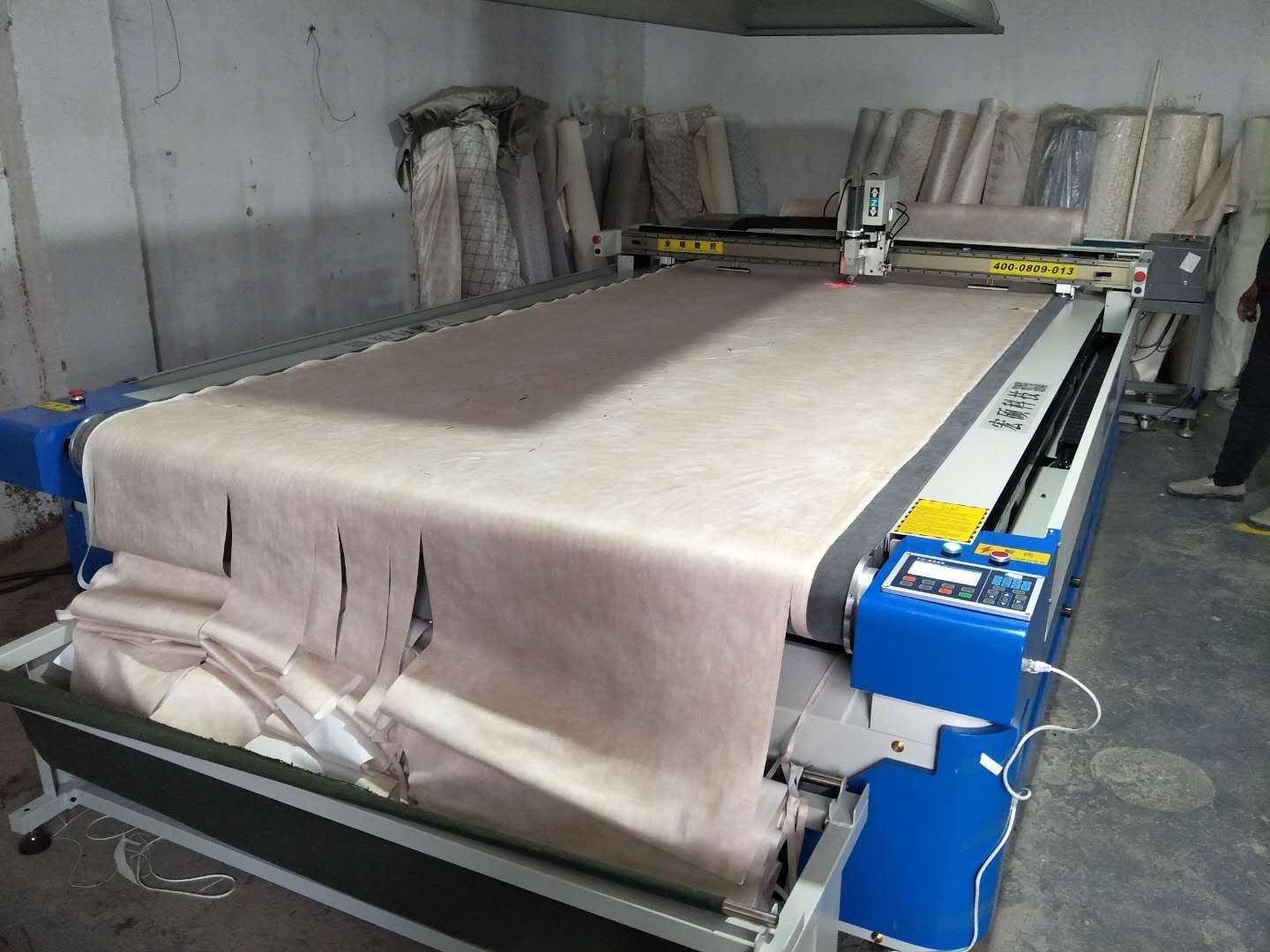 激光裁布机切布机-激光裁布机切布机厂家,品牌,图片,热帖-阿里巴巴