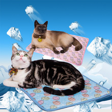 宠物猫咪冰垫 凉席夏季凉垫日本冰凉冷感冰丝狗窝垫 自凉降温垫