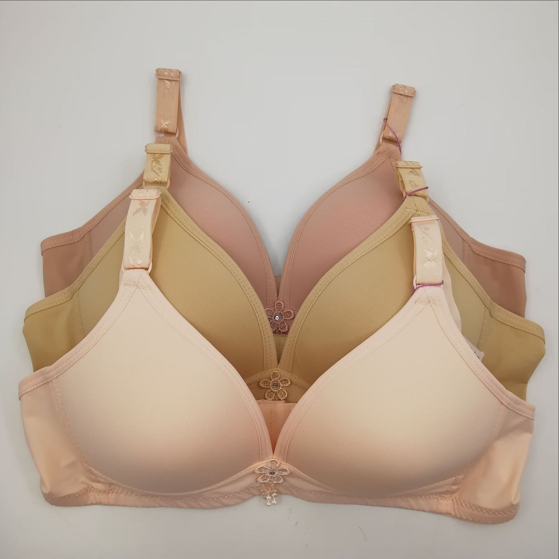 品牌无钢圈舒适型大妈款文胸 中薄款 宜岱梦204 201 638 222