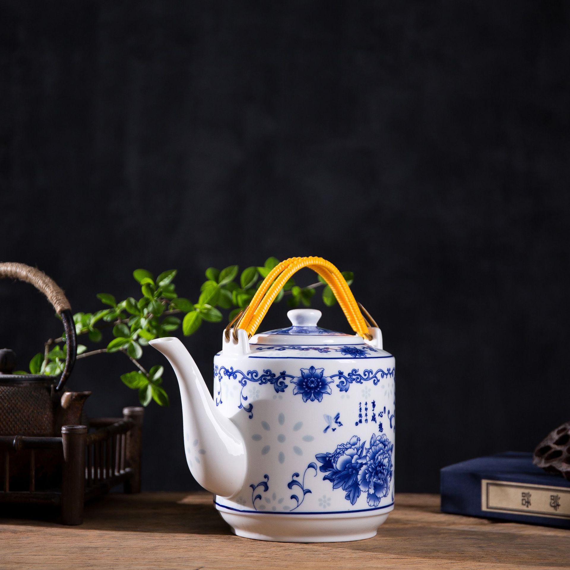 Jingdezhen Ceramic Teapot High Temperature Resistant Blue and White Loop-Handled Teapot Large Capacity Household Chinese Kung Fu Tea Set Suit Wholesale