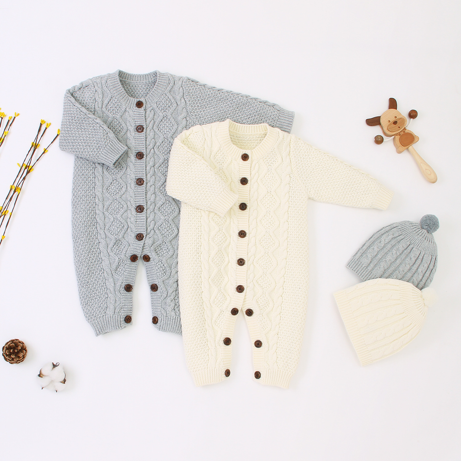 爬衣童装婴儿纯色前开扣针织连体衣毛球帽新生儿纯棉爬服跨境热销