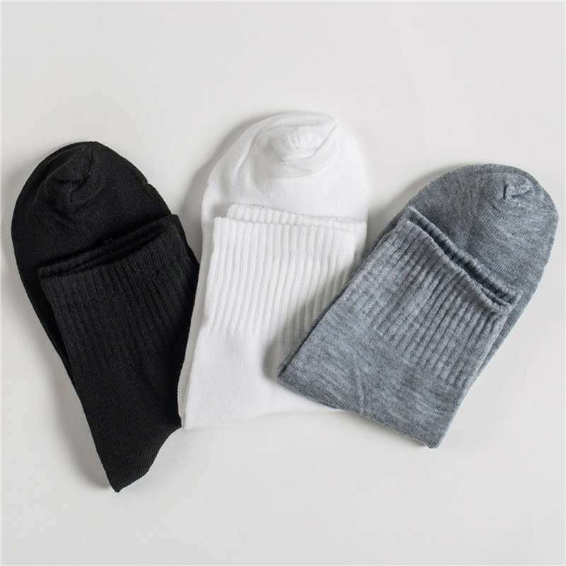 PL Solid Color Sports Socks Wholesale Men and Women Disposable Socks Travel Site Playground Special Thin Socks