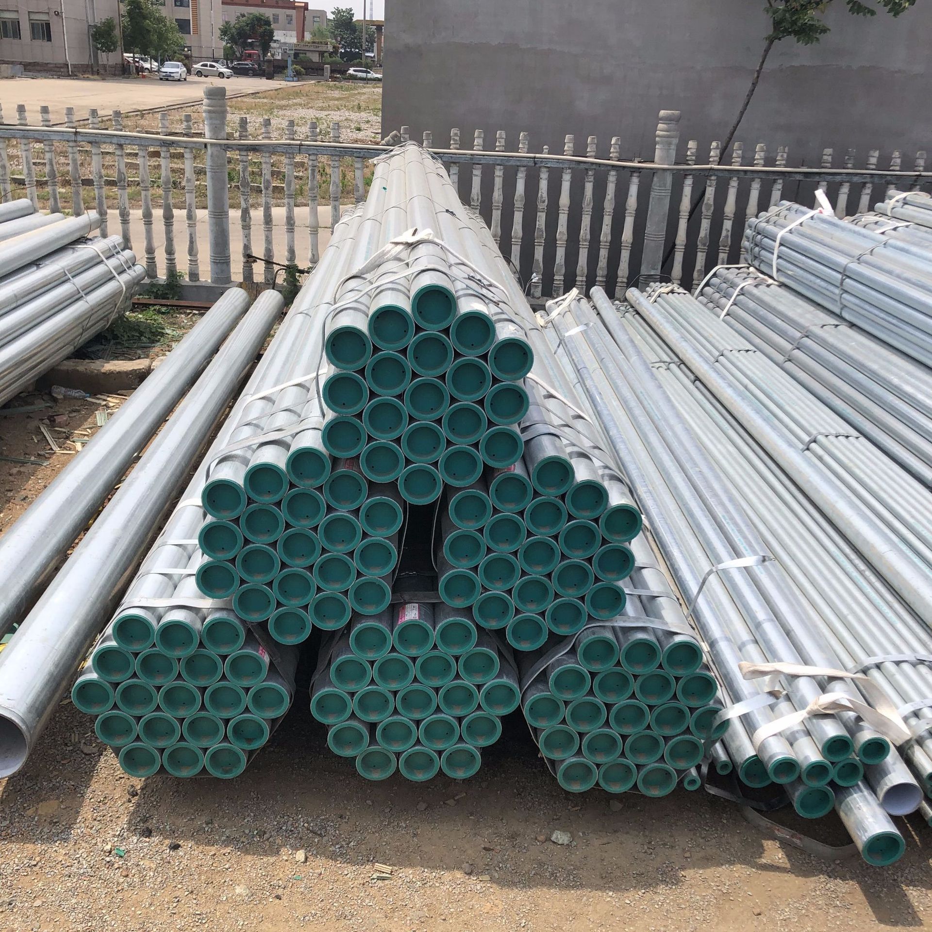 山东泰安 友发衬塑管 钢塑复合管 给水管道 2.5寸*3.5 现货