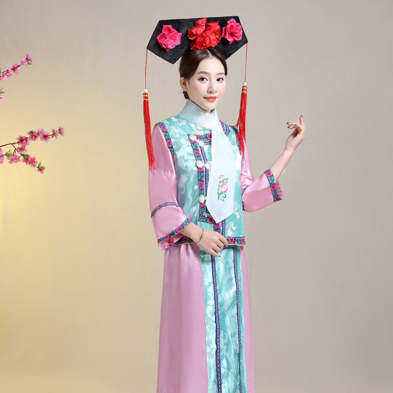 清朝古装还珠格格服装满族旗服女后宫廷妃子嬷嬷甄嬛传反串演出服