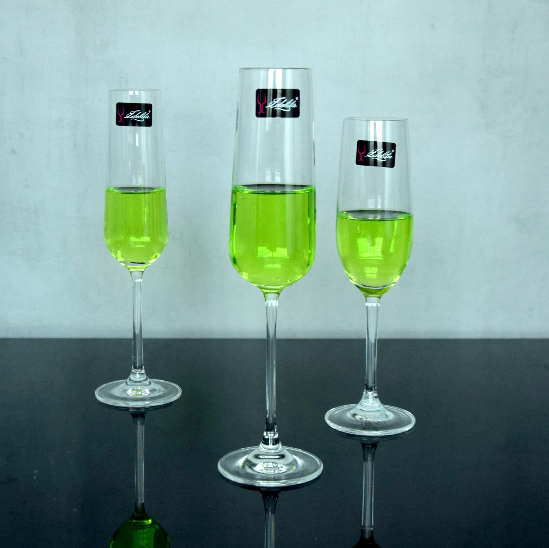 厂家批发意德丽塔精美水晶香槟酒杯年会礼品创意酒店高脚葡萄酒杯