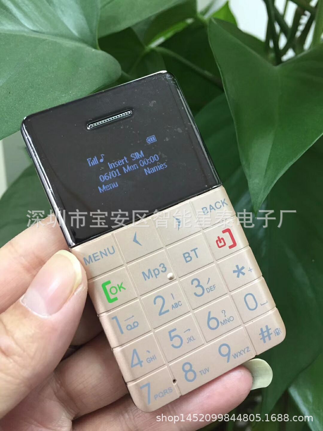 外贸爆款 q5儿童学生直板智能儿童男女迷你袖珍卡片手机批发跨境