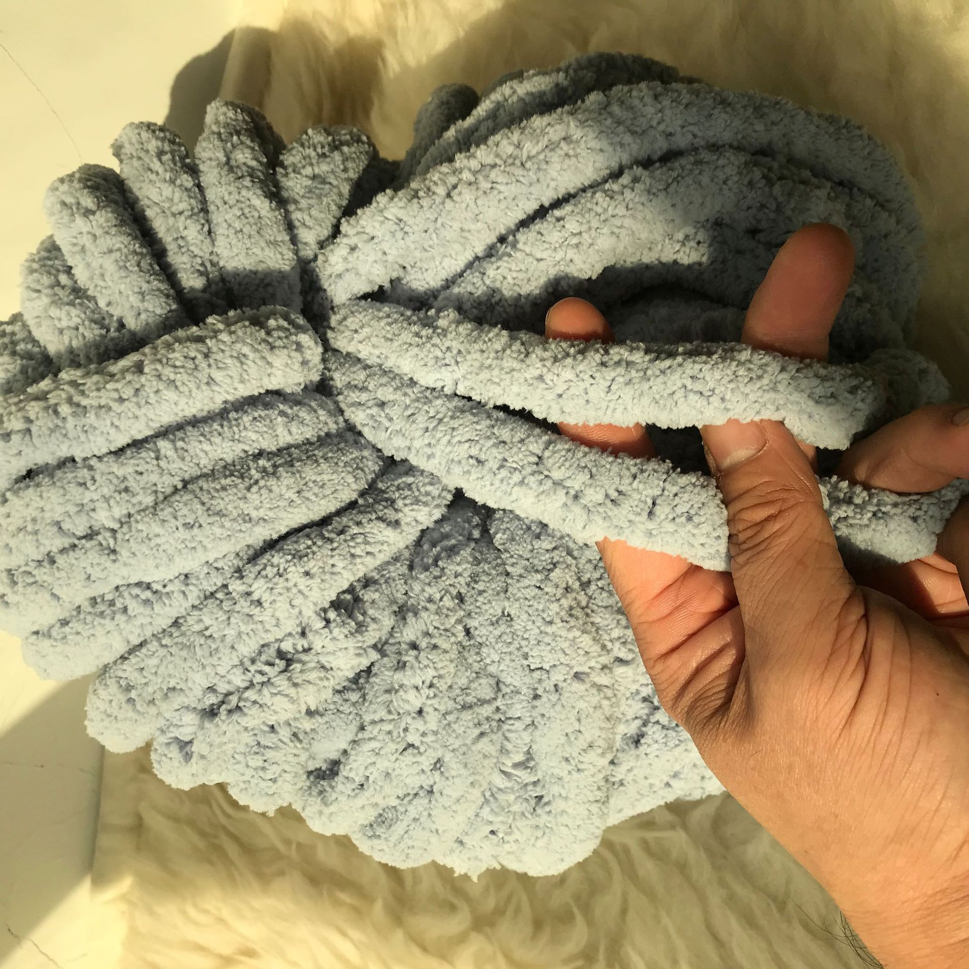 Amazon Ins Pop DIY Chenille Bold Iceland Yarn Yarn Coarse Yarn Blanket Hand-Woven Mat Wish