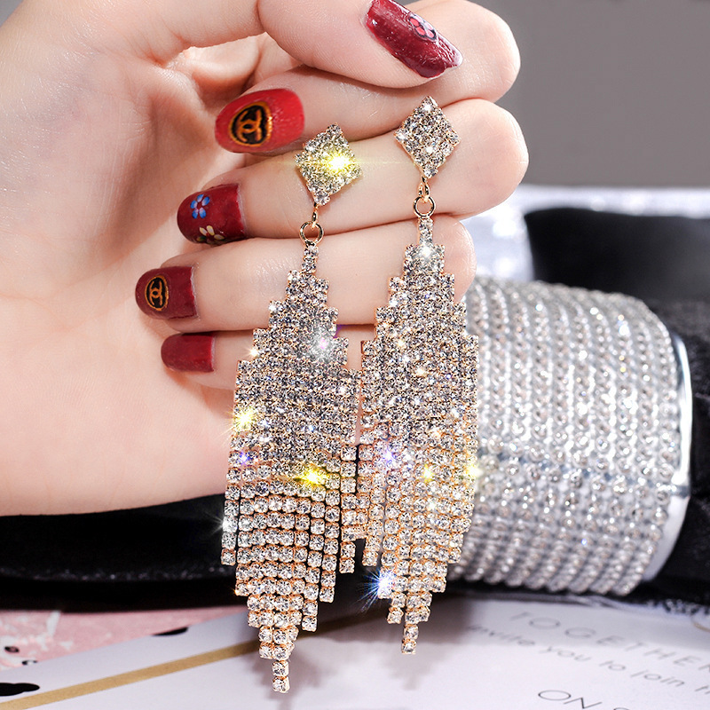 European and American Fashion Splendid Diamond Tassel Earrings Female Temperament Socialite Long Earrings Online Influencer Earrings Face Slimming Earrings