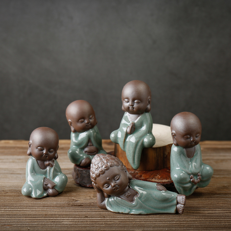 创意小和尚茶宠摆件精美哥窑紫砂小和尚茶宠茶桌盆景搭配陶瓷摆件