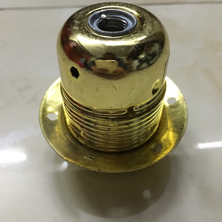 主要生产电镀各种颜色铝铜铁灯头e26铝壳灯头e27铁灯头e27 铜灯头