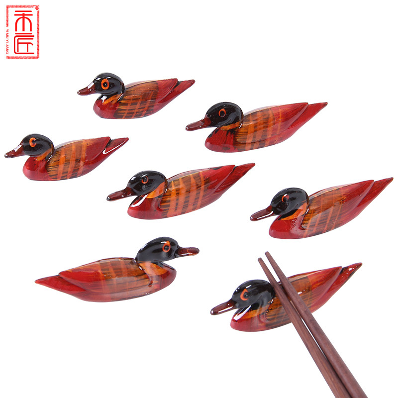 一木一匠创意可爱动物筷子架鸳鸯筷托餐厅酒店小鸭子筷枕现货批发