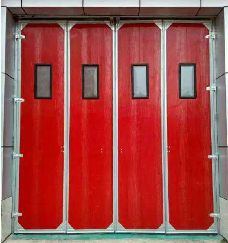 消防队车库折叠门提升门40~50门板江苏扬州专业大型工业大门企业