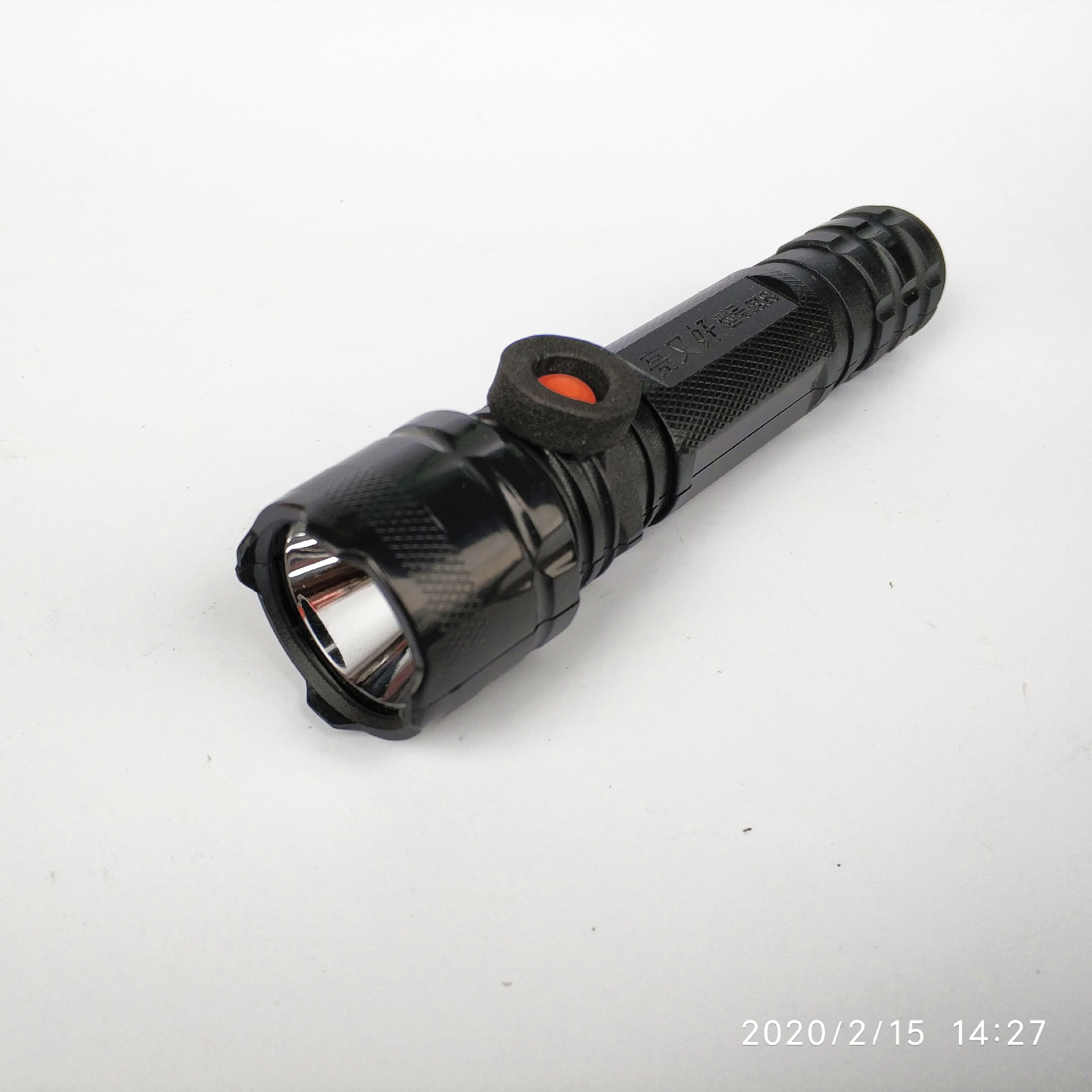 亮又好led锂电强光充电手电筒便携式户外照明探照-阿里巴巴