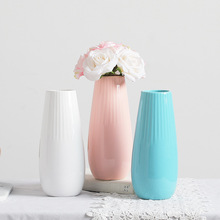 简约时尚白色竖条陶瓷花瓶时尚直筒小花瓶花器花瓶摆饰品日式现代