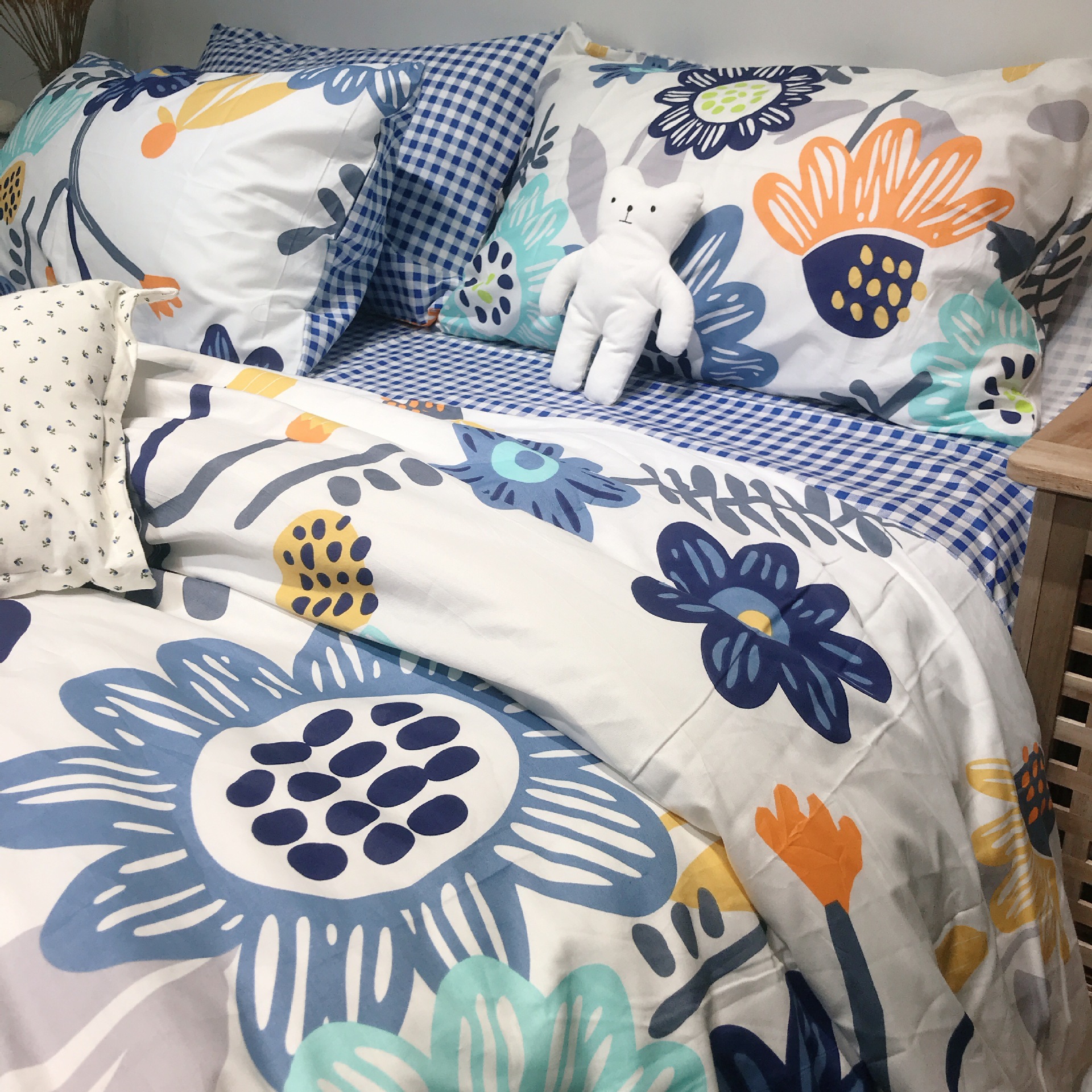 high-quality cotton four-piece bed set cotton internet celebrity classic style floral women‘s bed sheet quilt cover dormitory three-piece set fitted sheet