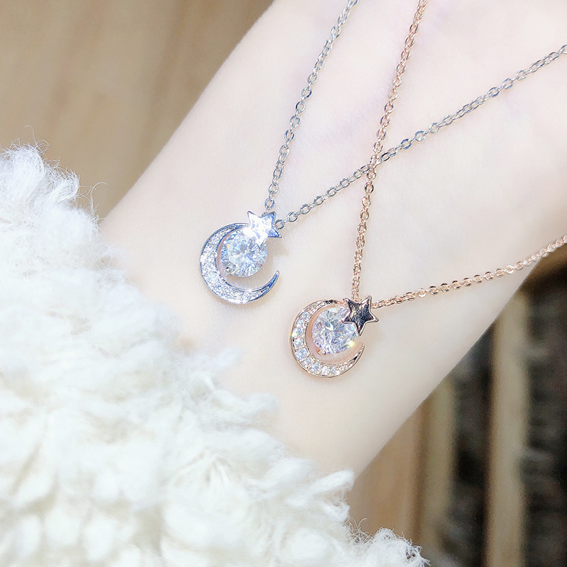 Korean Fashion Moon XINGX Necklace Simple Temperament Douyin Online Influencer Clavicle Chain Female Snake Bones Chain Ornament Wholesale