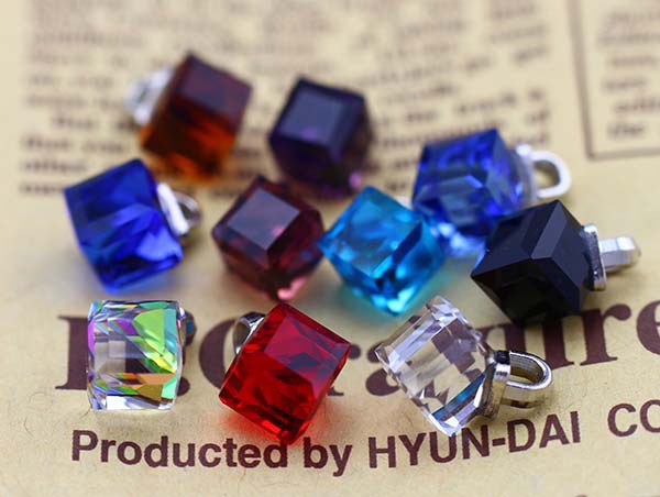 高档玻璃钻扣 钮扣衬衫扣子 精品纽扣批发 貂皮水貂纽扣 对角12mm