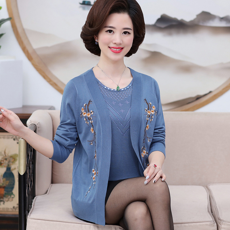 Middle-Aged Women's Summer Outer Coat Suit Mom Clothes 2024 New Spring Clothes Middle-Aged and Elderly Western Style Top Two-Piece Set Mother's Day