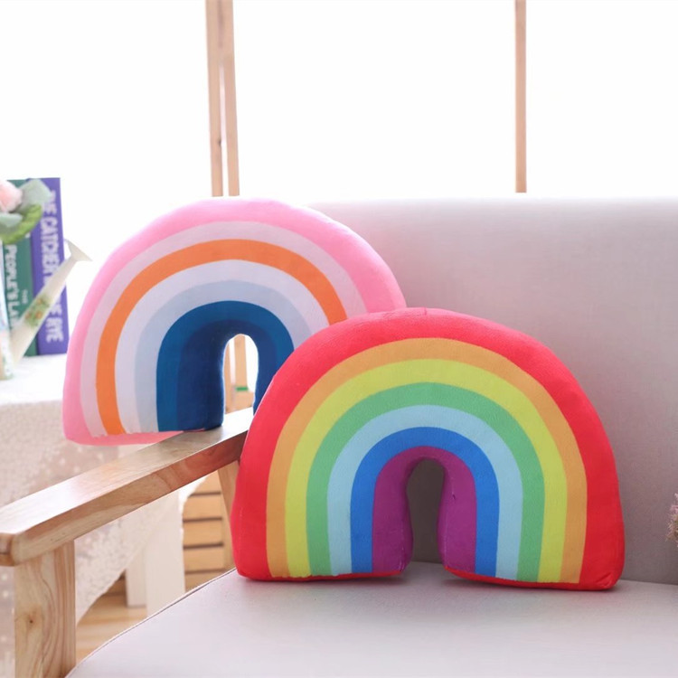 儿童房彩虹抱枕靠枕靠垫毛绒玩具颈枕办公室睡觉宝宝玩具家居装饰