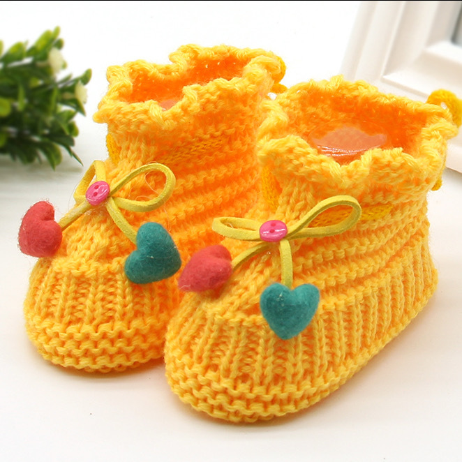 Handmade Finished Product Woven Spring and Autumn Baby Bootee Newborn Bootee Baby Knitted Shoes 0-3-6 Months
