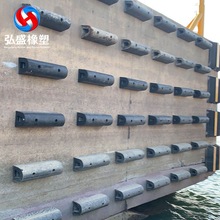 厂家批发直销码头橡胶护舷D型系列规格 专用于船舶防撞