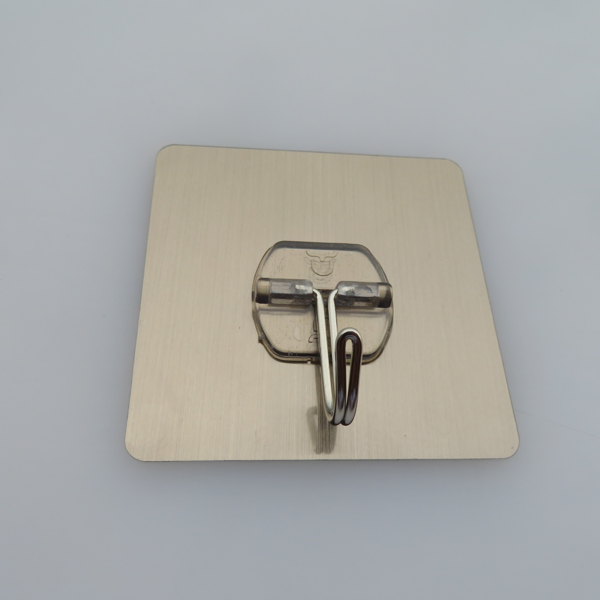 烫金高亮7cm折射拉丝灰无痕挂钩外贸品质拉丝粘钩免钉墙壁强力贴