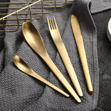 艾维斯不锈钢刀叉勺复古轻奢家用酒店西餐餐具Gold spoon便携创意