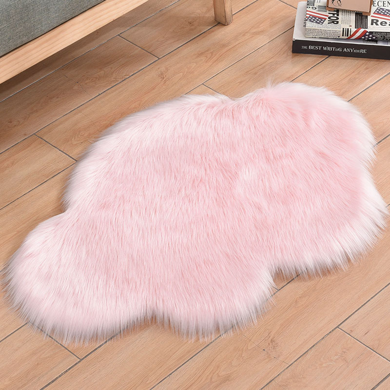 New Wool-like Carpet Cloud Sofa Living Room Carpet Floor Mat Bedroom Plush Bay Window Carpet Wholesale