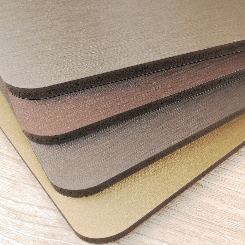 碳晶板金属饰面板护墙板拉丝木饰面板竹炭木装饰墙板木饰面免漆板
