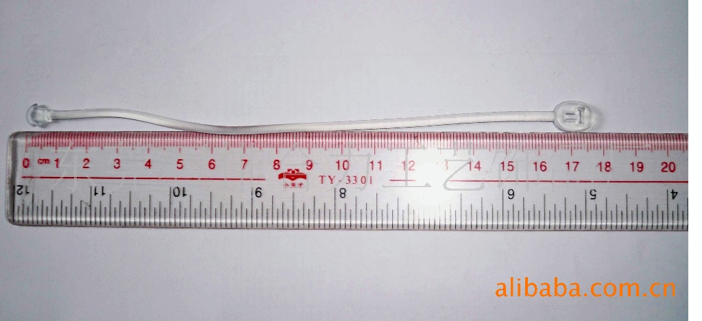 com 图片中的透明绳是我司现成现有模具的尺寸:直径3mm,对折长度145
