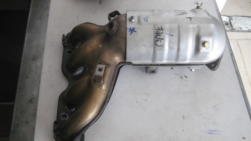 威志09款 排气岐管 二厢三厢 天津一汽 原厂配件