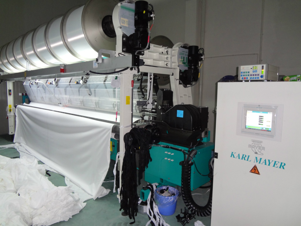 德国卡尔迈耶经编机