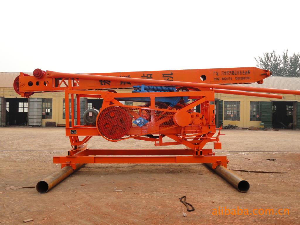 乌卡斯冲击钻机