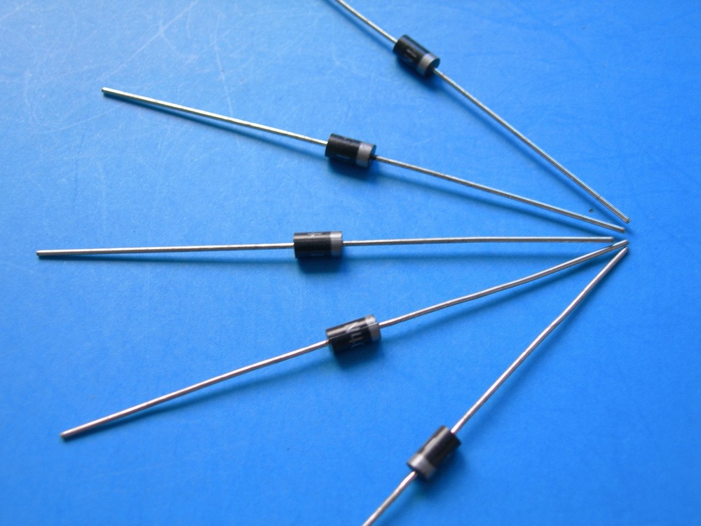 供应整流二极管rl207