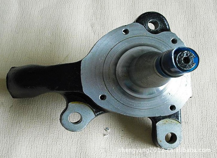 nissan日产皮卡d22/d21转向节总成40015-01g50