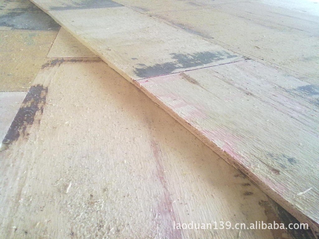 【第十三届机械产品展】 废旧模板拼接机