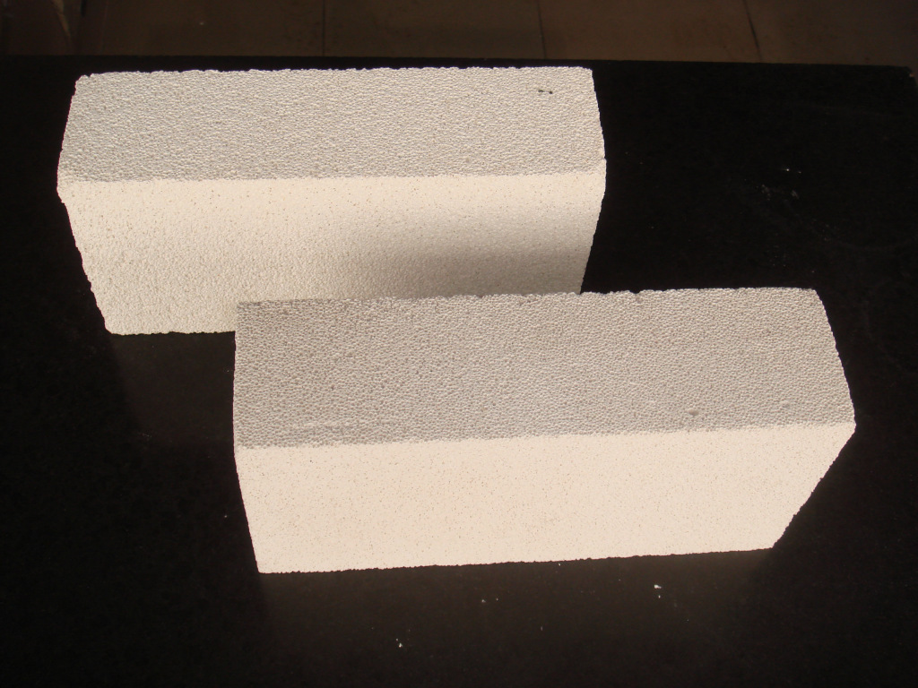 06轻质莫来石砖1300mj23