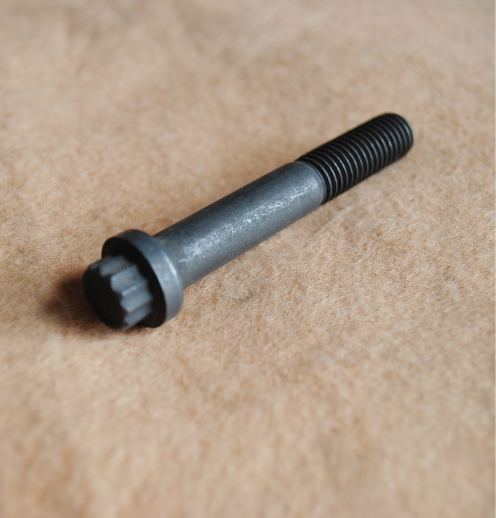 康明斯美制外六角螺栓气门摇臂螺丝3901617