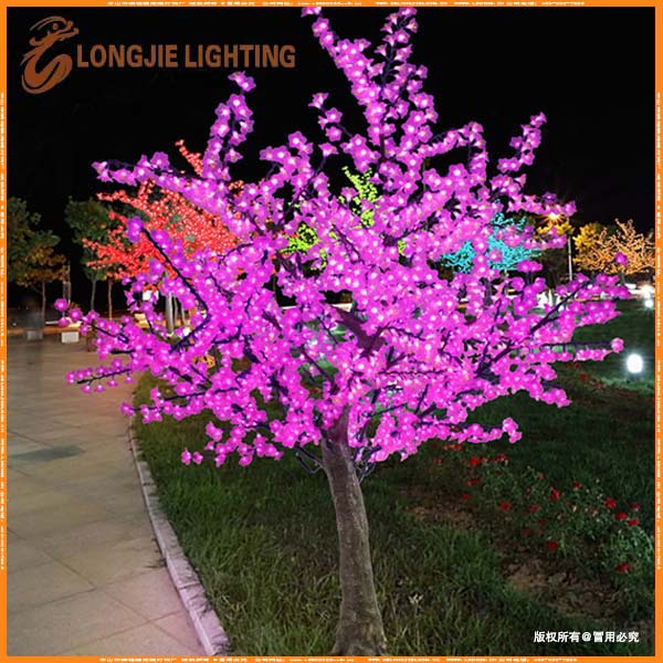 5米     红蓝同步变色仿真发光树灯  变色发光灯树