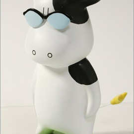 提供办公桌摆件 手办模型 动漫手办 卡通奶牛玩偶 模型手办定做