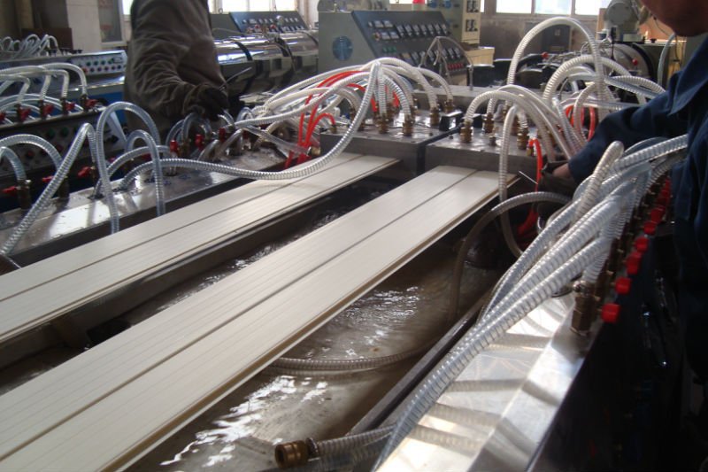 pvc线槽生产线 民用线槽挤出生产设备小型管材机器 pvc线槽生产线