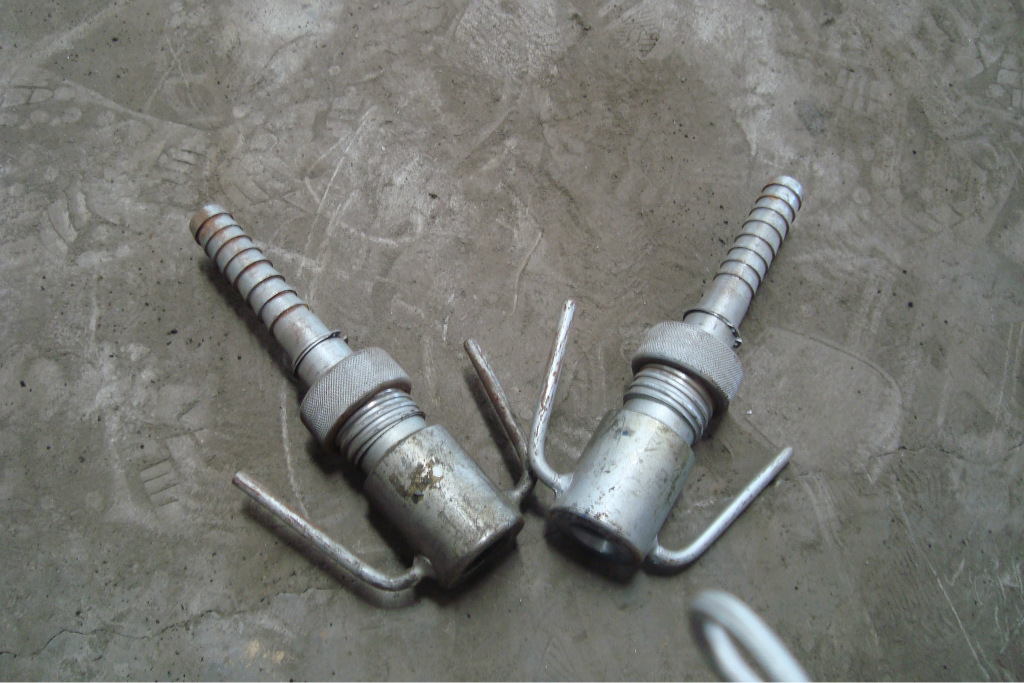 厂家供应坚固耐用注浆接头 矿山施工专用设备优质锚杆配件连接头