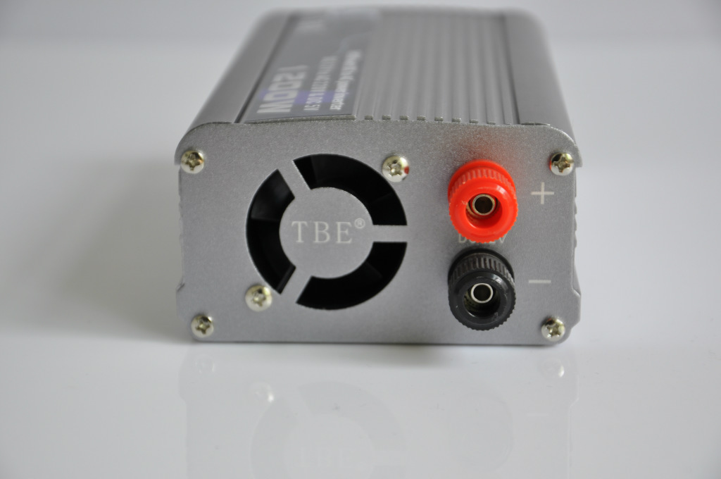 车载逆变器 1200w12v转220v